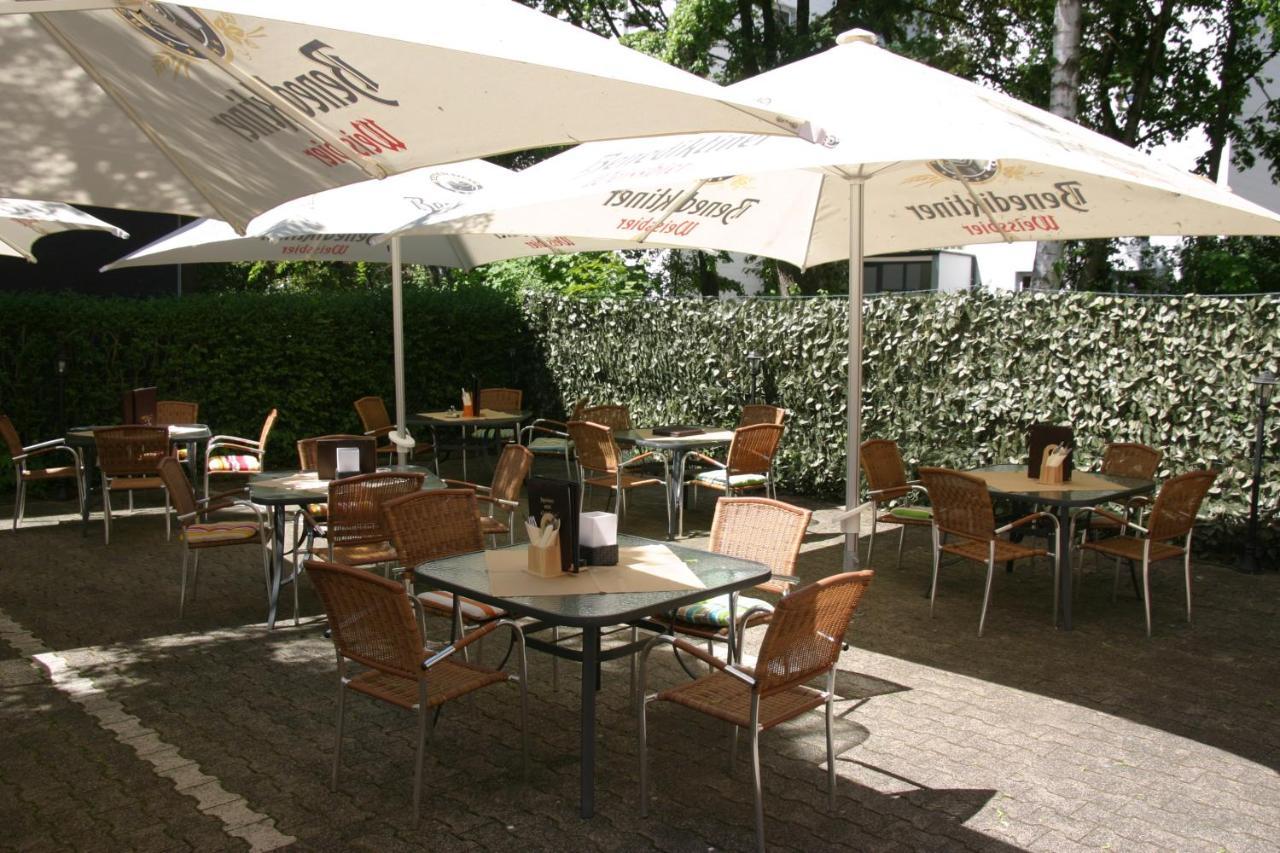 Hotel Restaurant Balkan Treviri Esterno foto