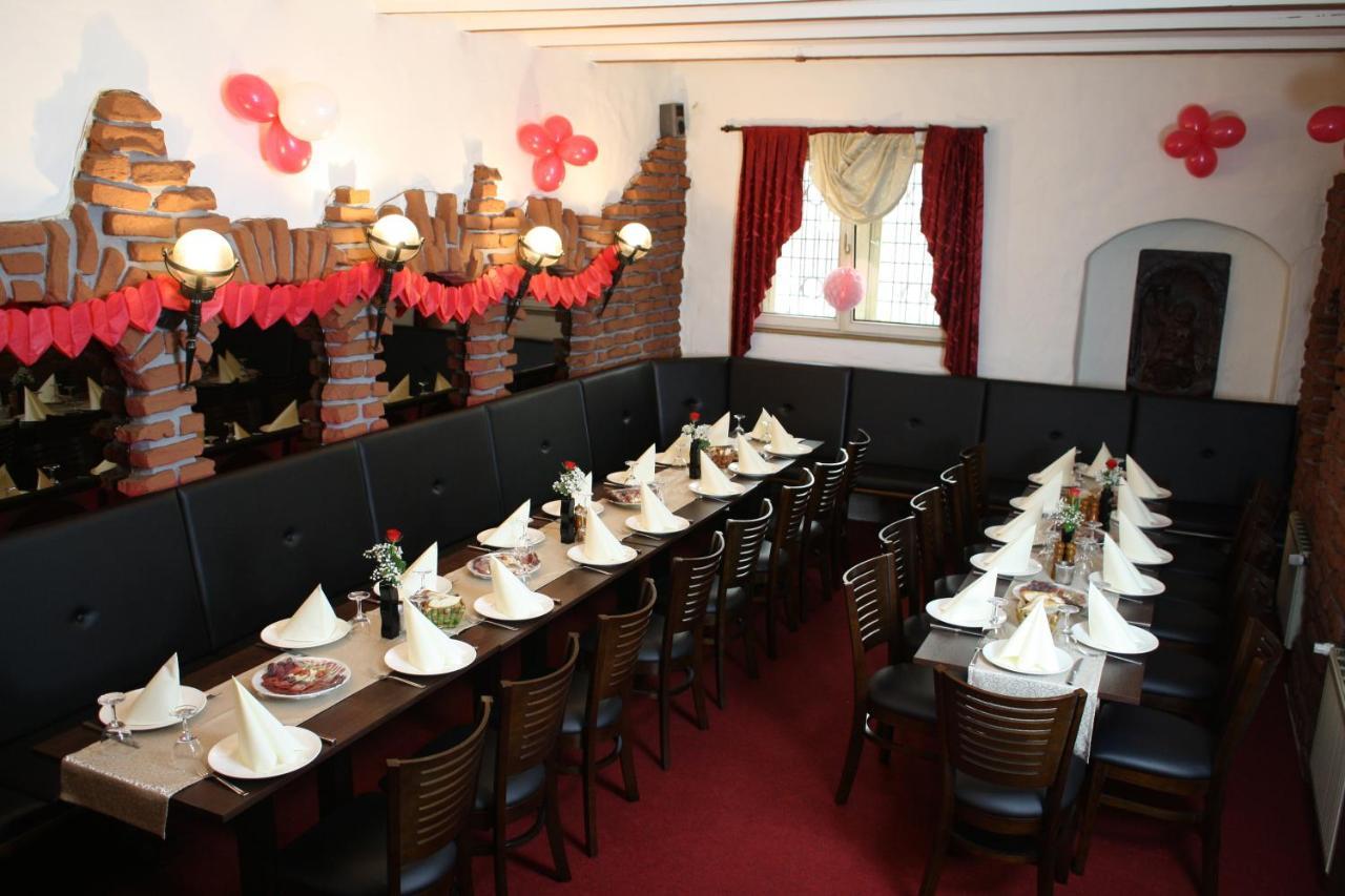Hotel Restaurant Balkan Treviri Esterno foto